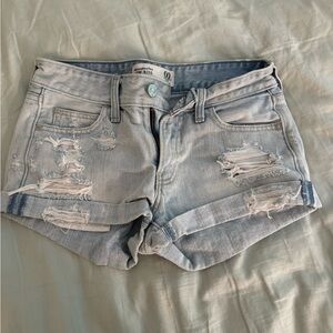 Abercrombie Jean shorts size 00